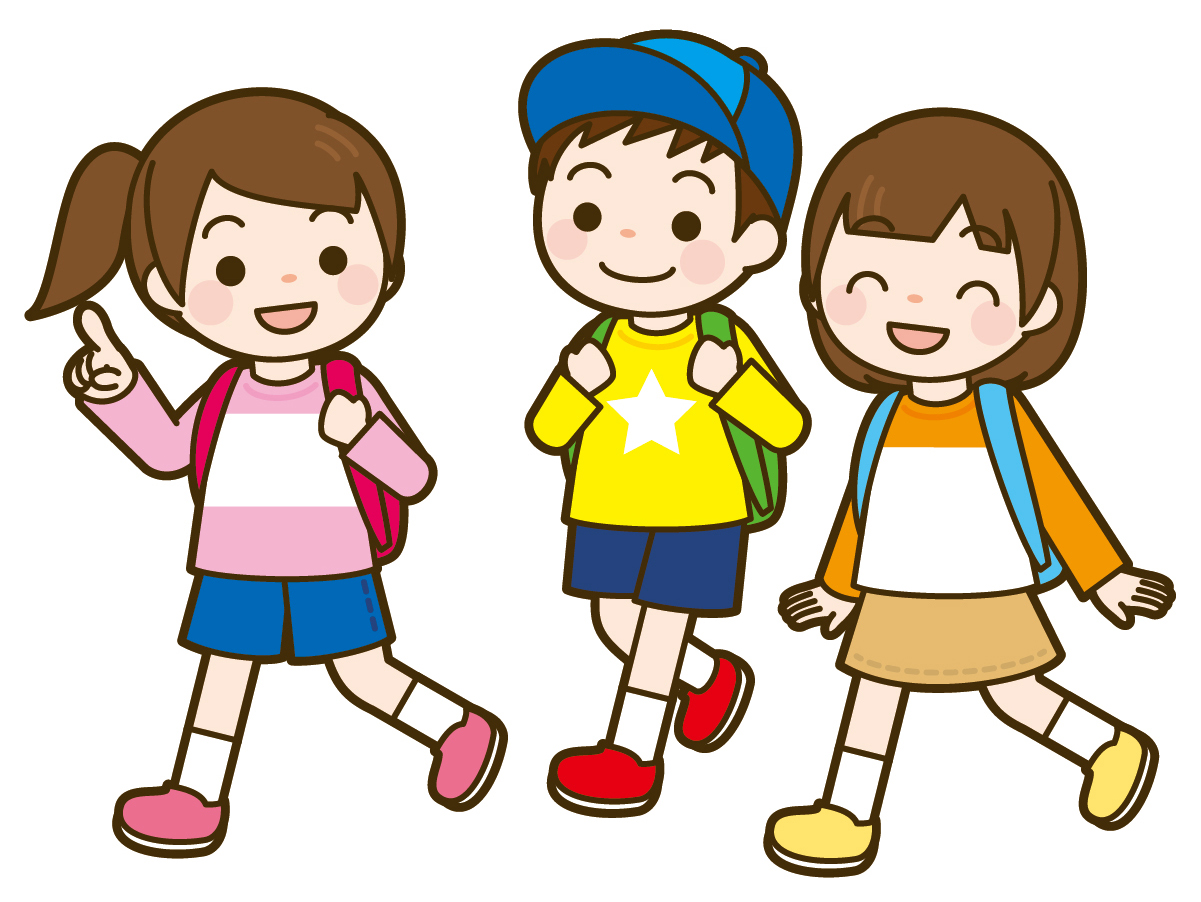 歩いている子供たち